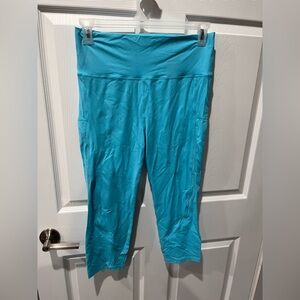 ‼️Zyia Active Aqua High-Rise Capri Leggings